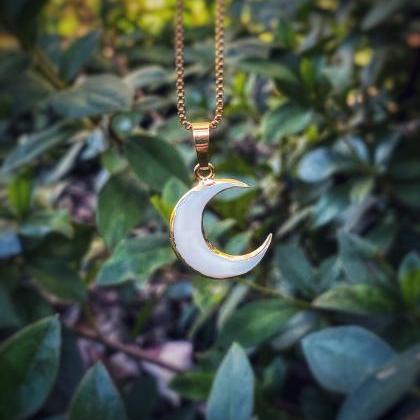 Natural Shell Crescent Moon Necklace - Dainty Moon..