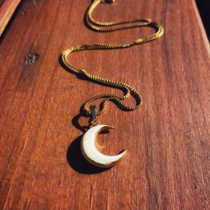 Natural Shell Crescent Moon Necklace - Dainty Moon..