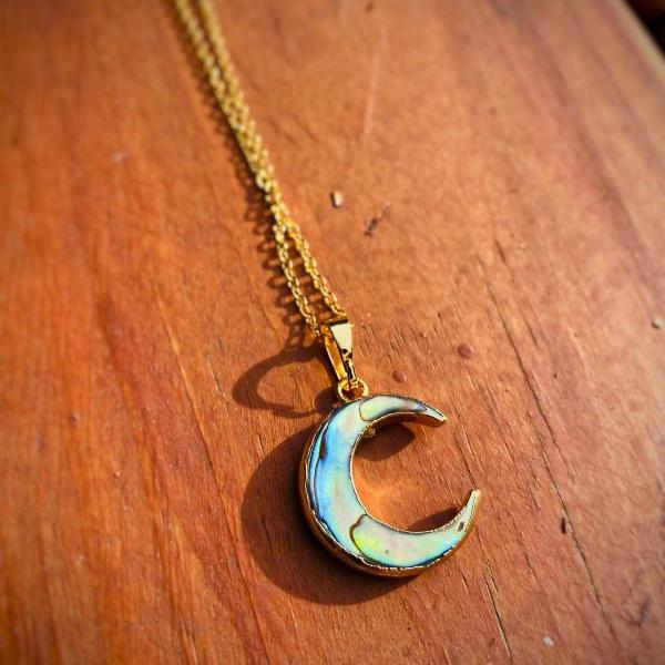 Natural Abalone Shell Crescent Moon Necklace - Moon necklace - Moon jewelry - shell jewelry - Crescent Moon Pendant - Moon pendant